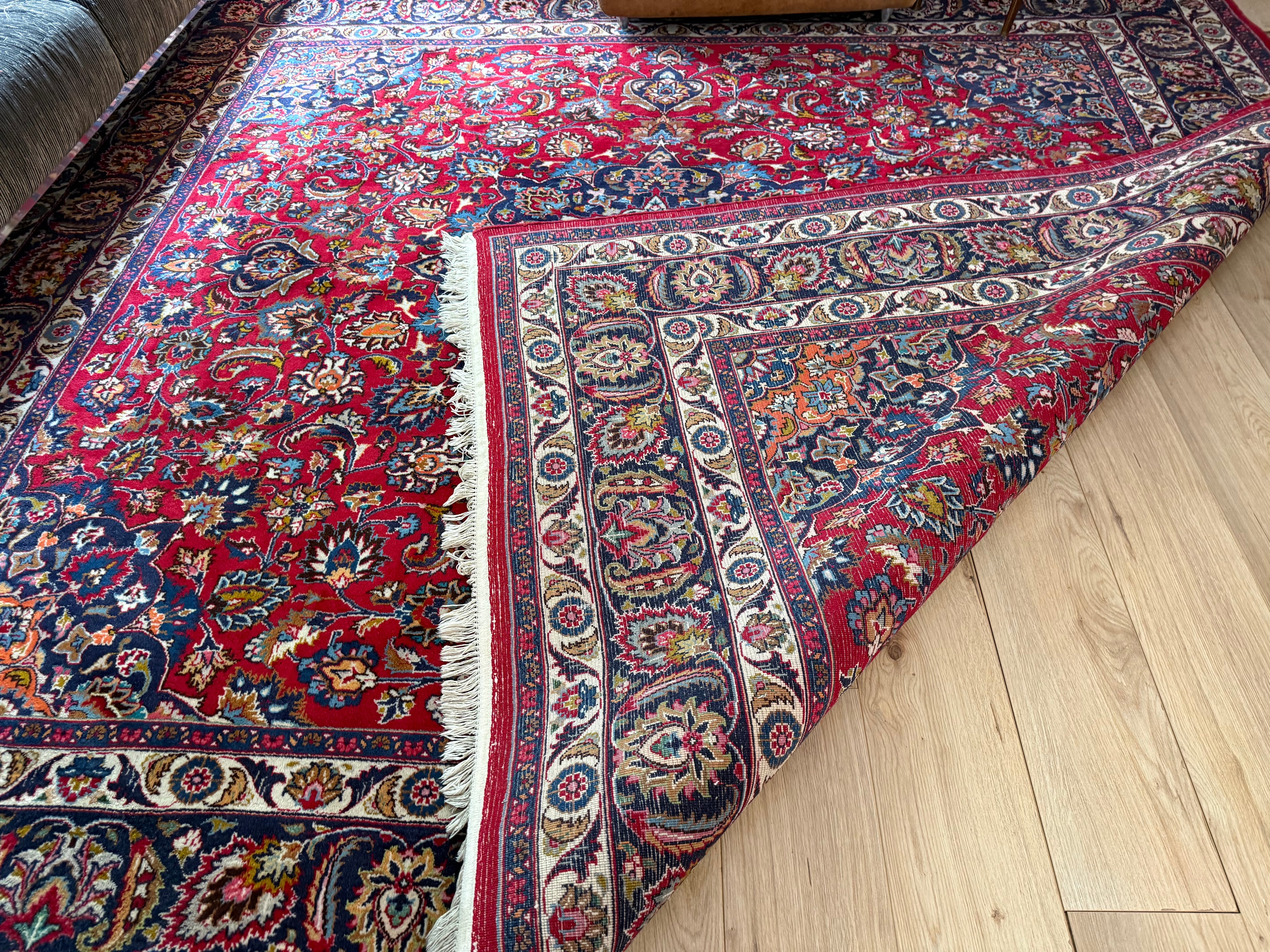 Großer Vintage-Perser-Medaillonteppich – 300 × 290 cm