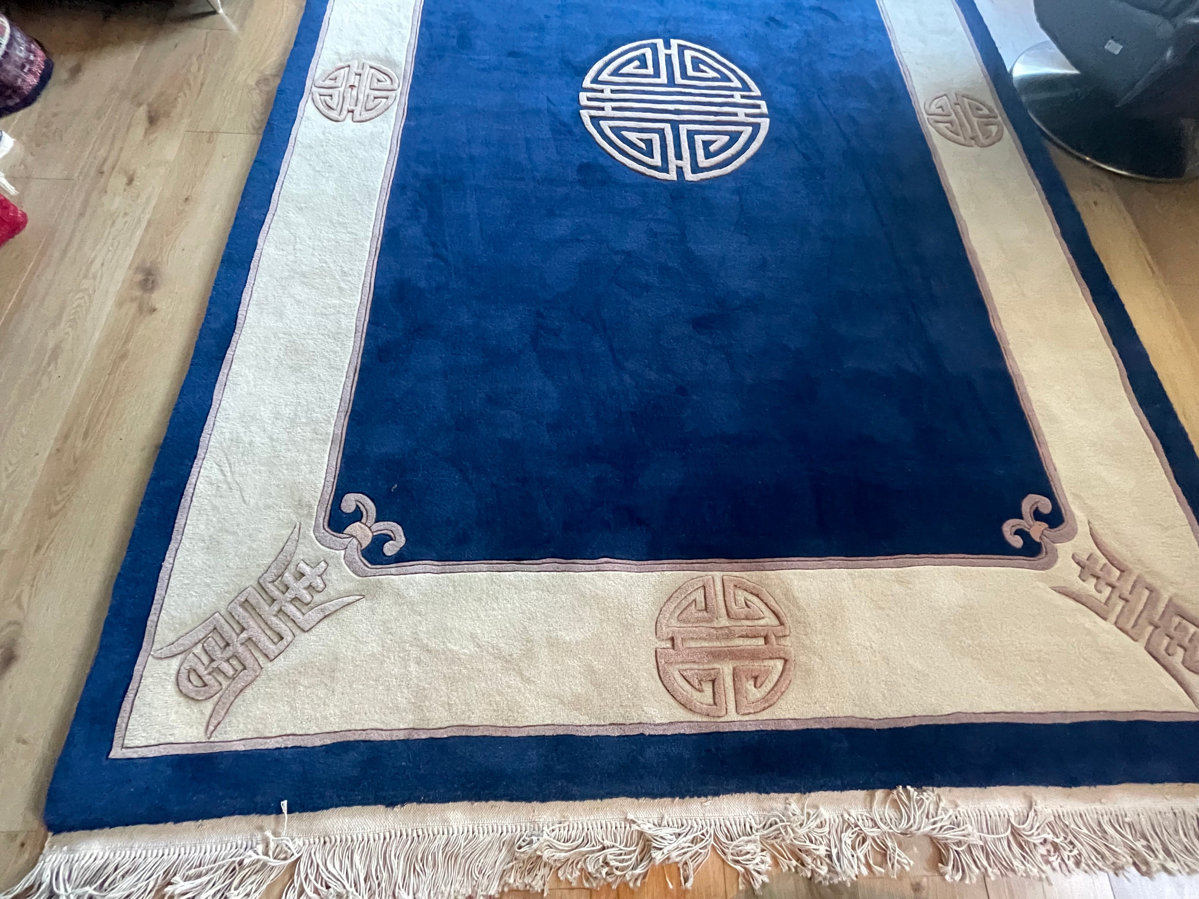 Chinees handgeknoopt tapijt – ca. 320 × 196 cm