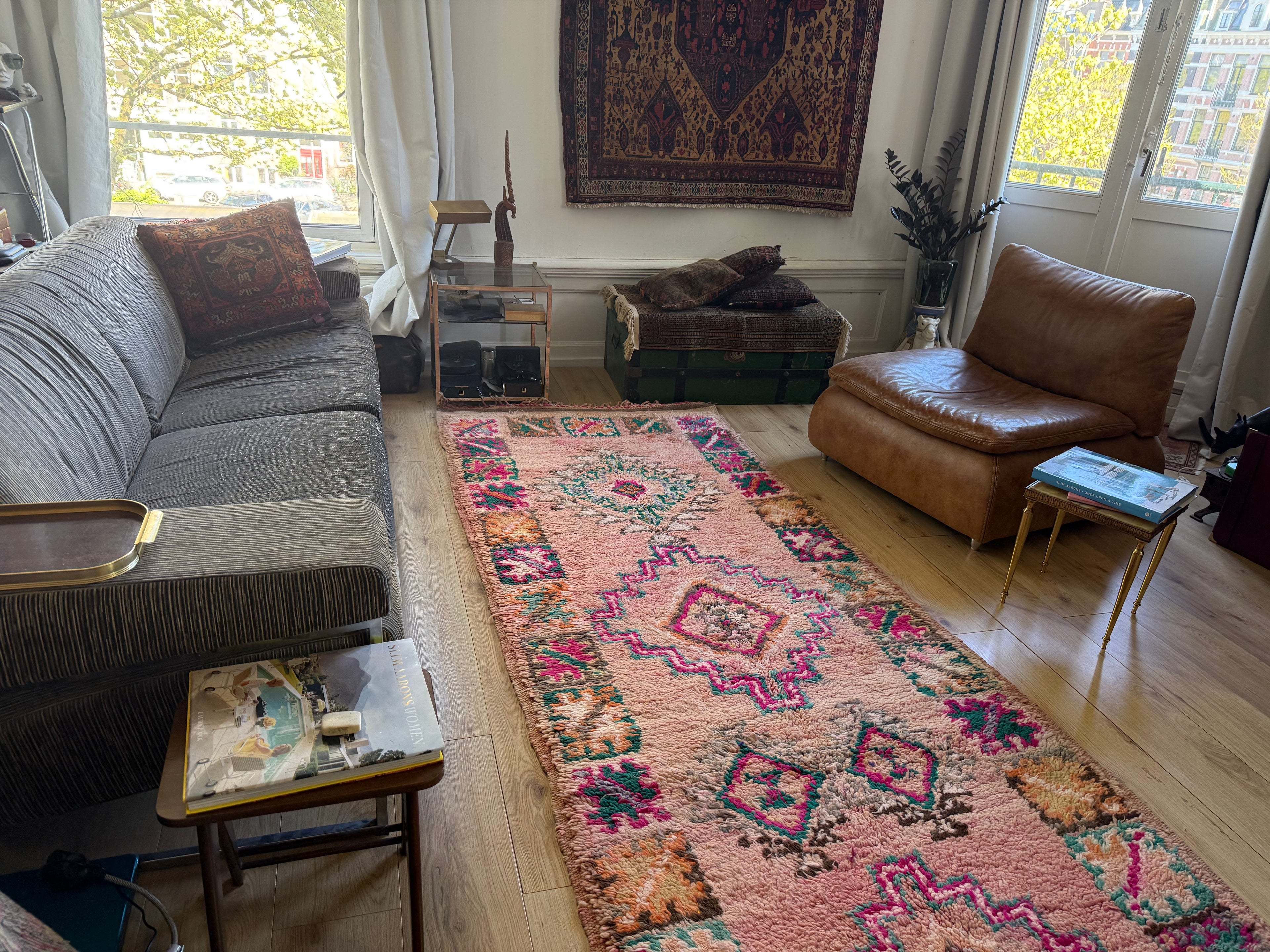 Vintage Moroccan runner in soft pink wool – 416 × 115 cm