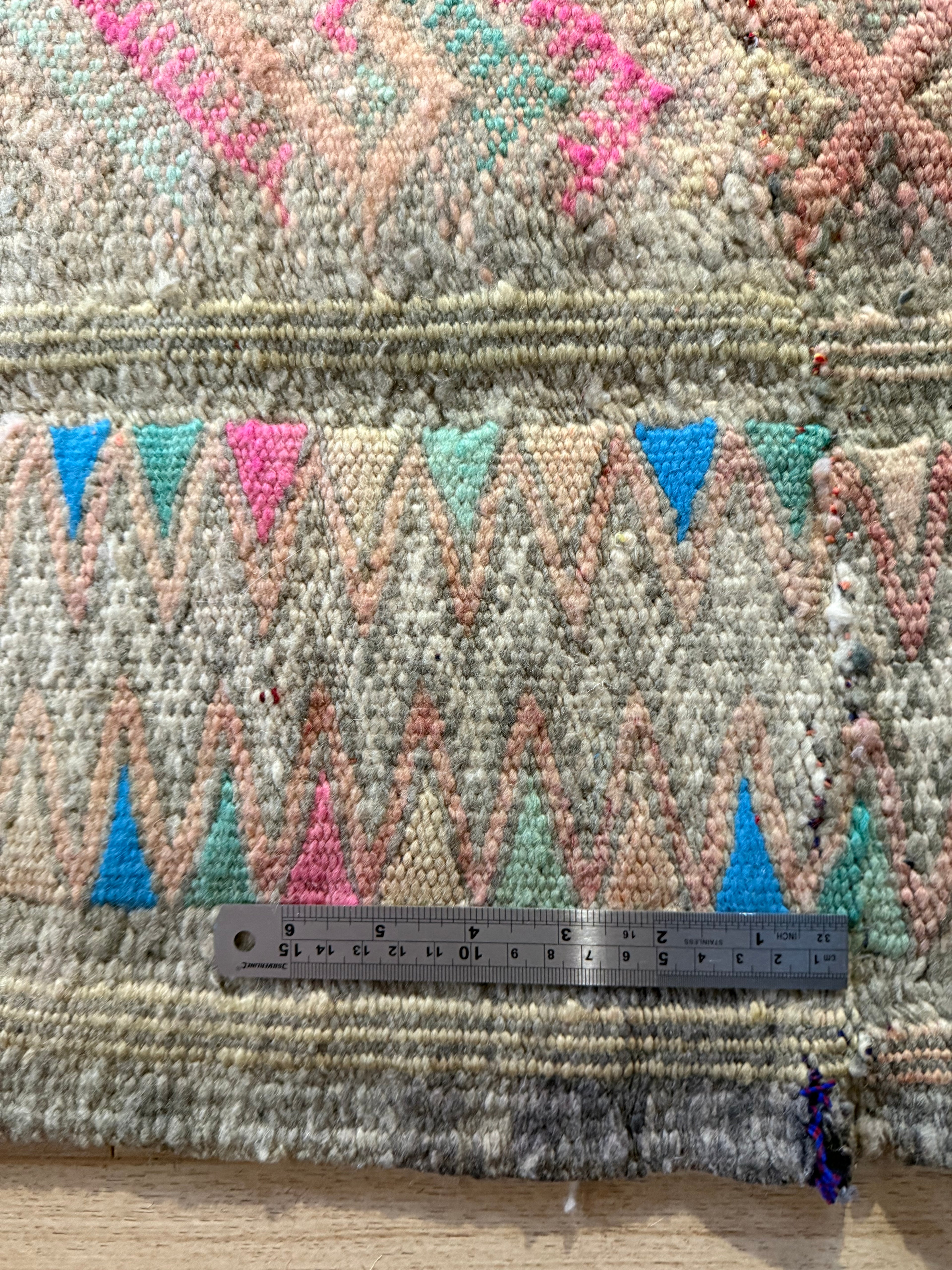 Vintage Berber tapijt in zachte pasteltinten – 362 × 180 cm