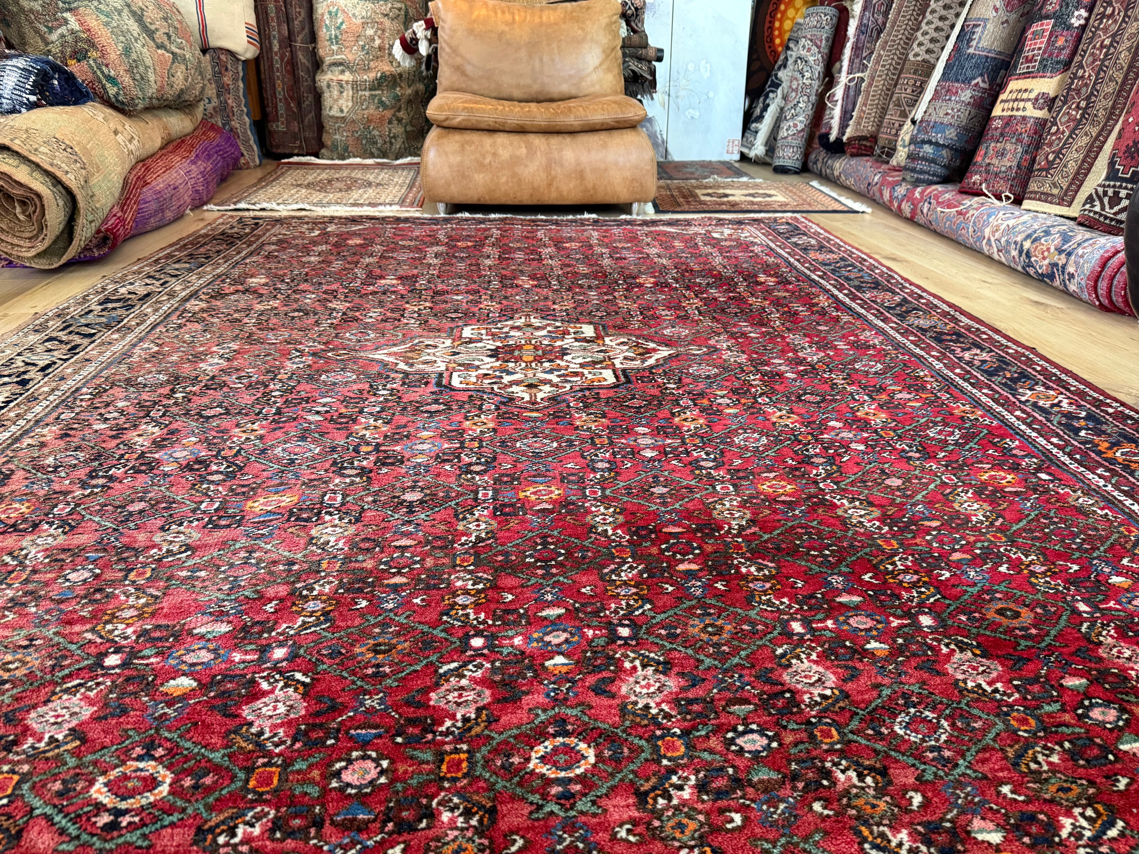 Hand-knotted vintage rug – Sun-kissed patina approx. 306 × 207 cm