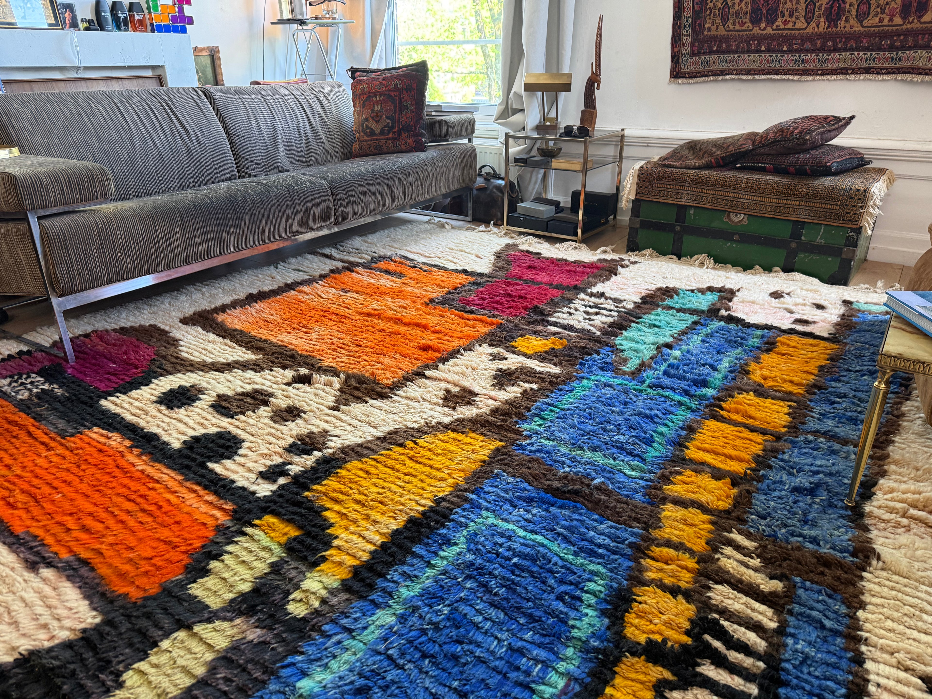 Vintage Abstract Moroccan Rug – Sculptural Wool Statement Piece (354 × 268 cm)