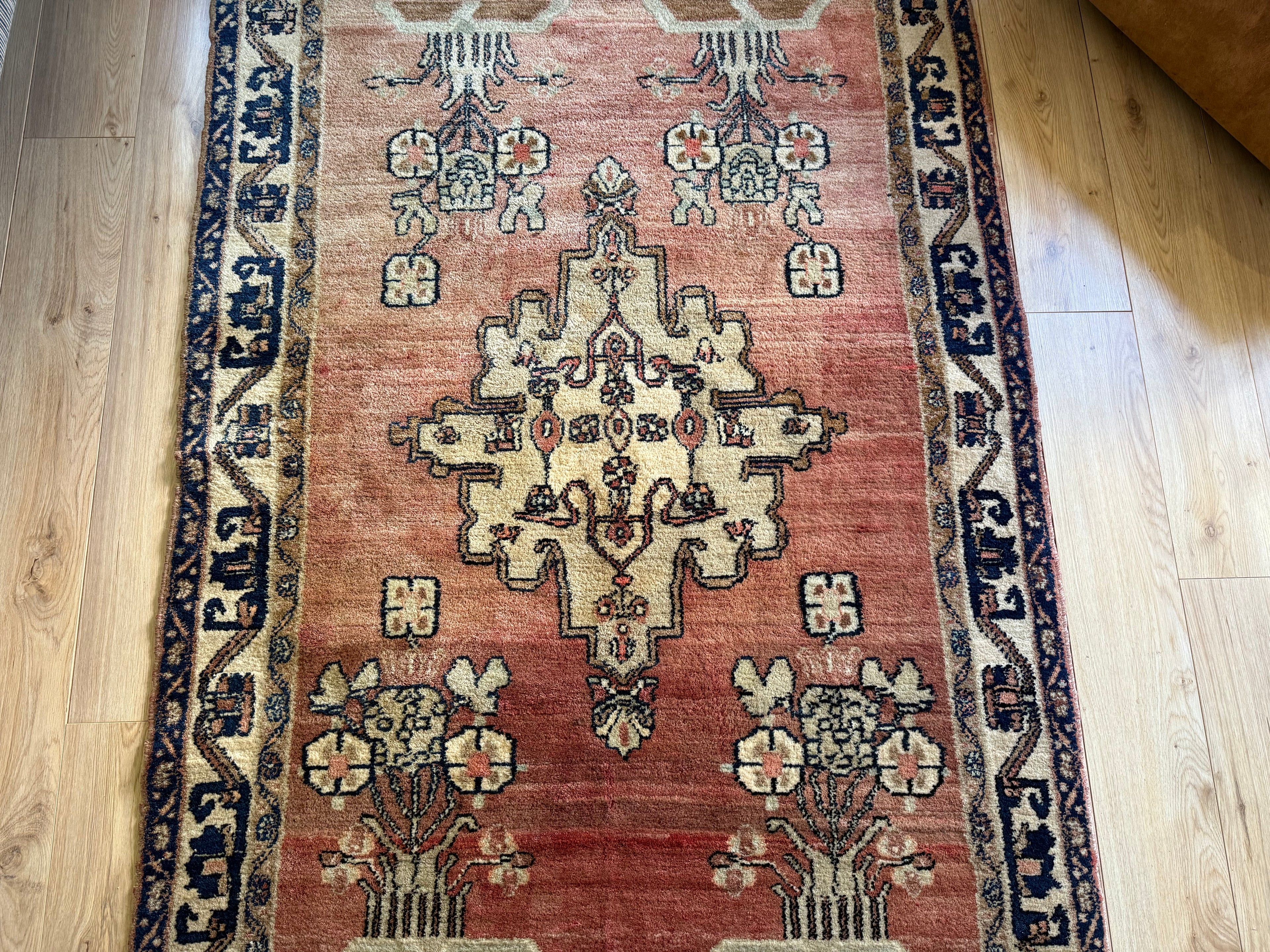 Handgeknoopt vintage tapijt – ca. 221 × 144 cm
