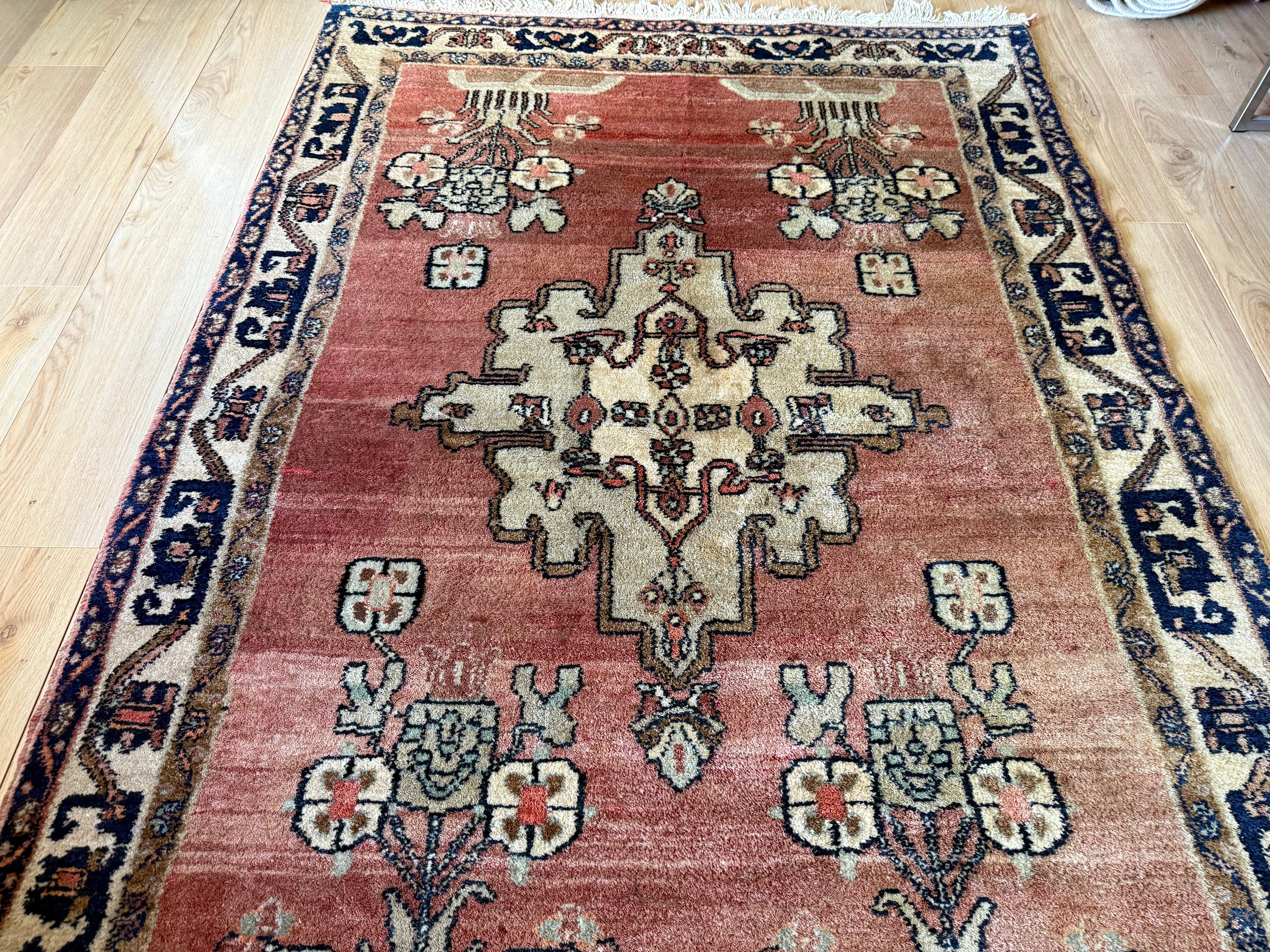 Handgeknoopt vintage tapijt – ca. 221 × 144 cm