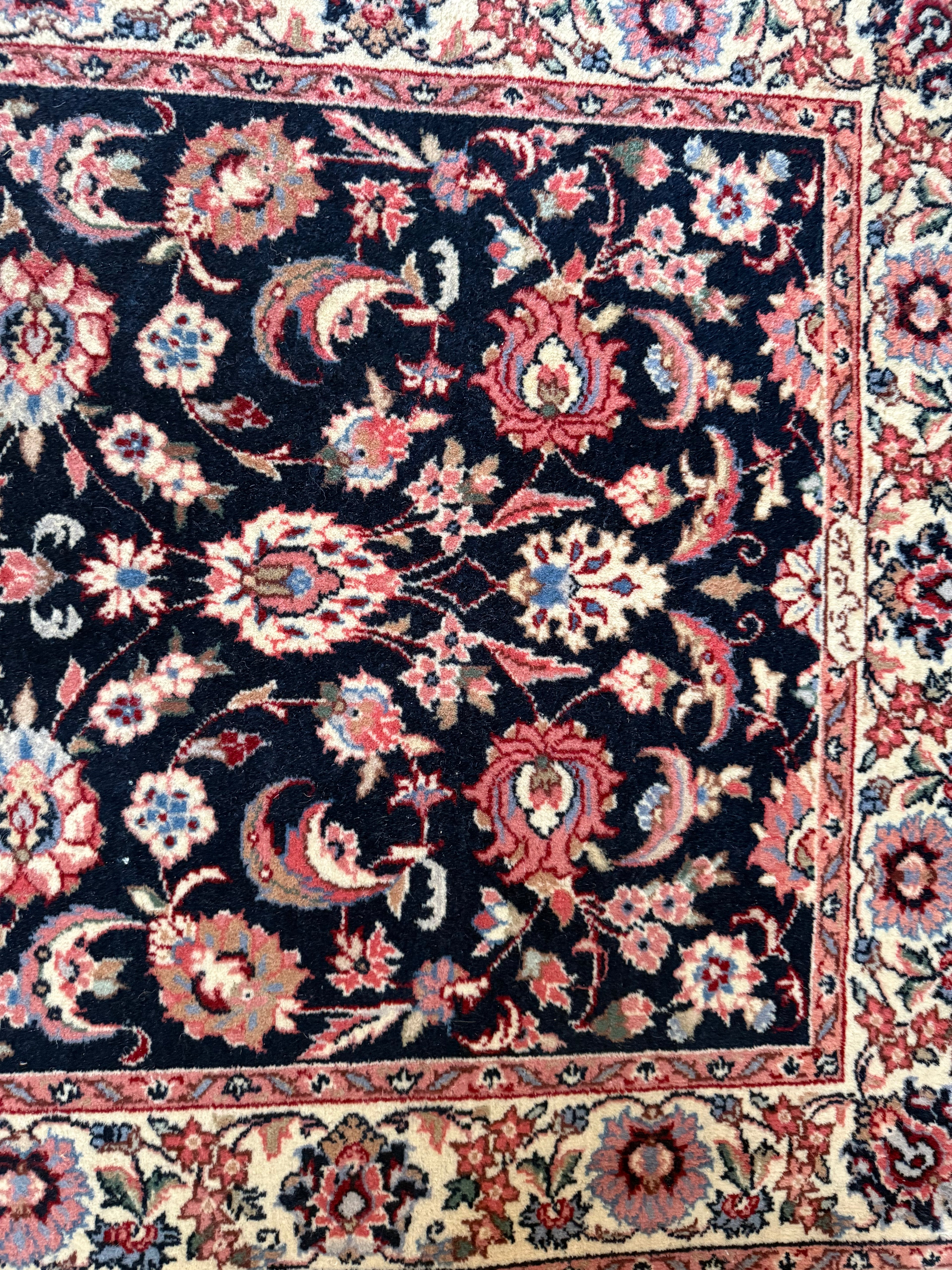 Handgeknoopte vintage loper – ca. 360 × 90 cm