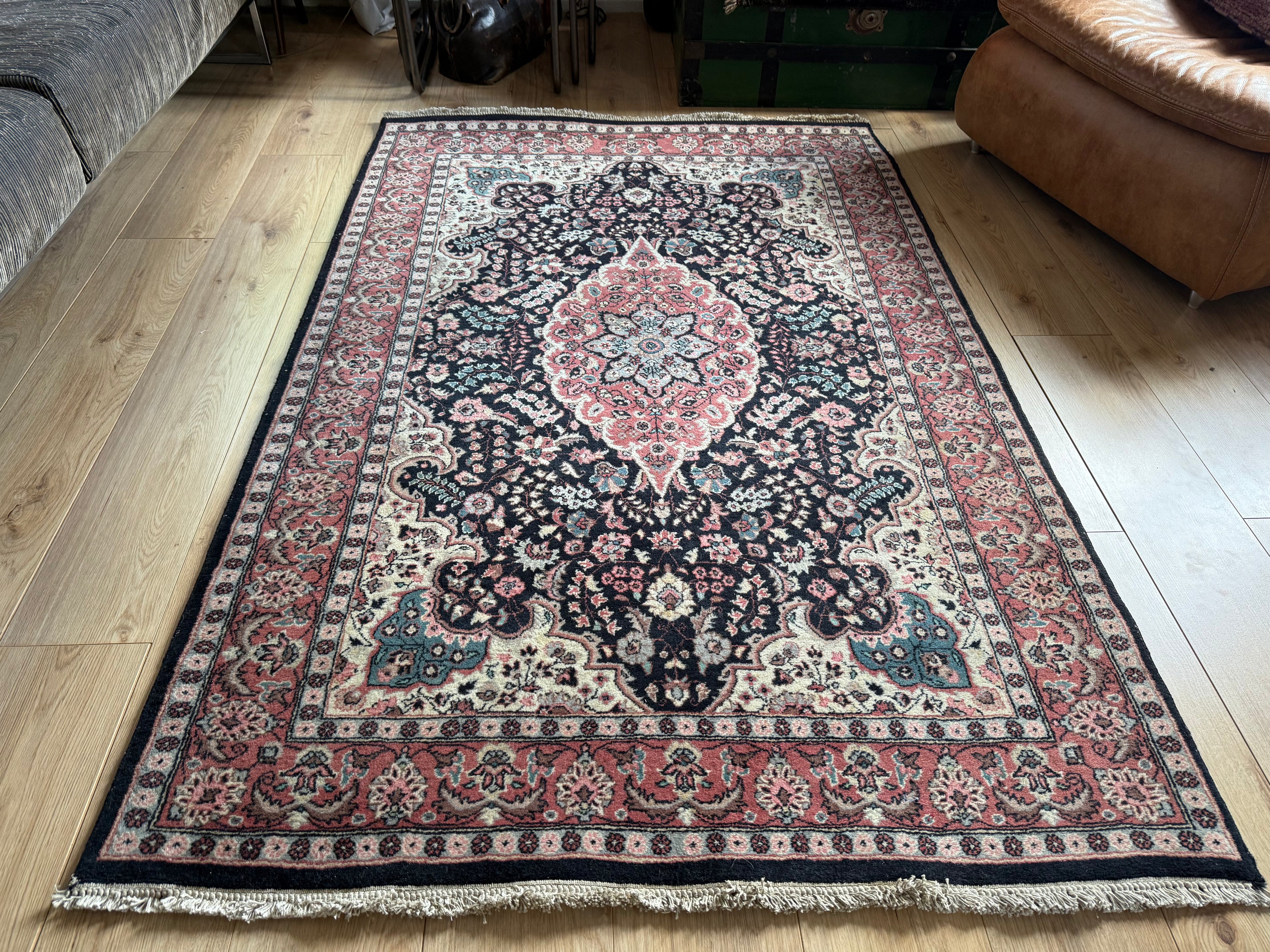 Handgeknoopt vintage tapijt – ca. 193 × 126 cm