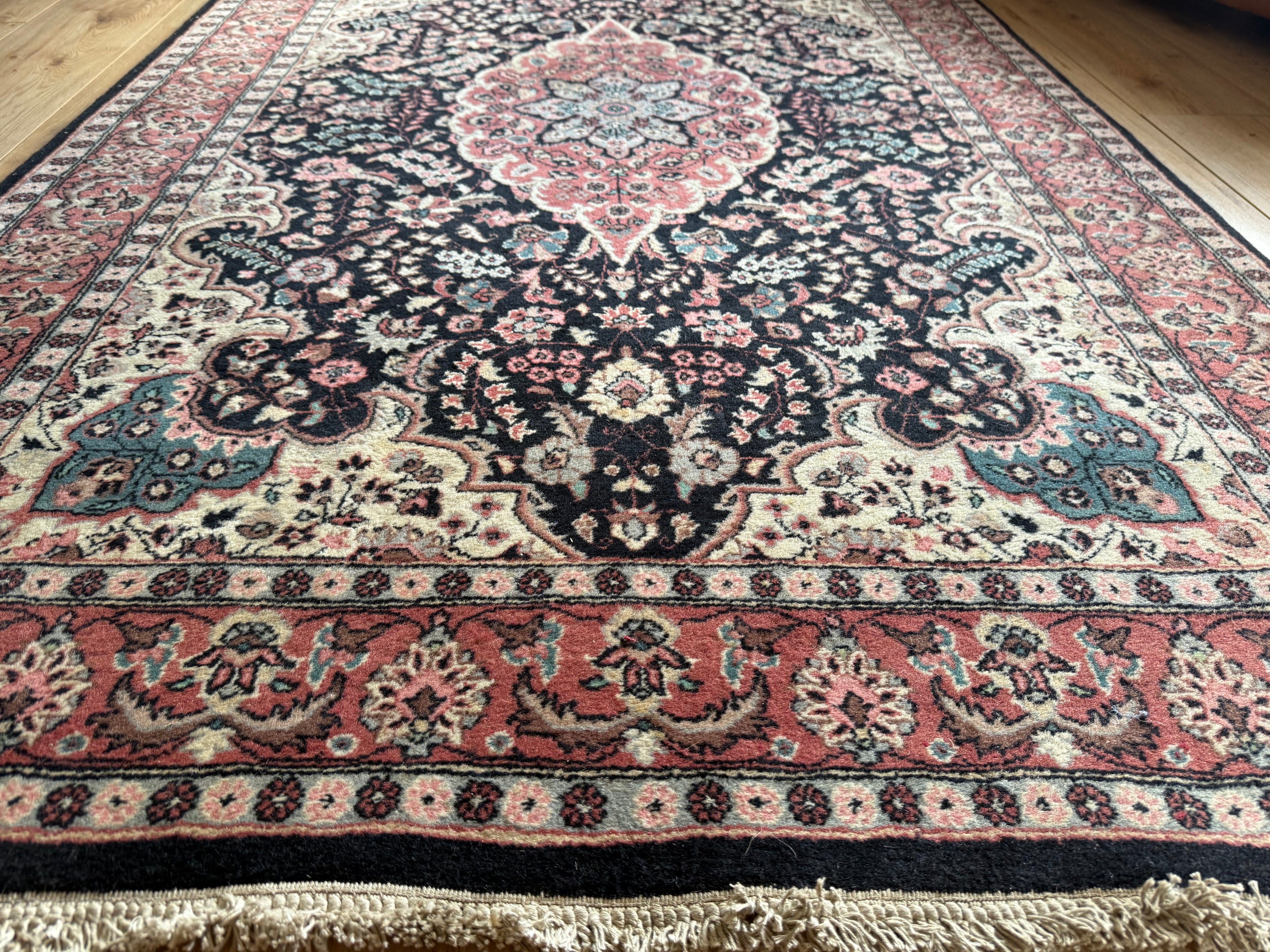 Handgeknoopt vintage tapijt – ca. 193 × 126 cm