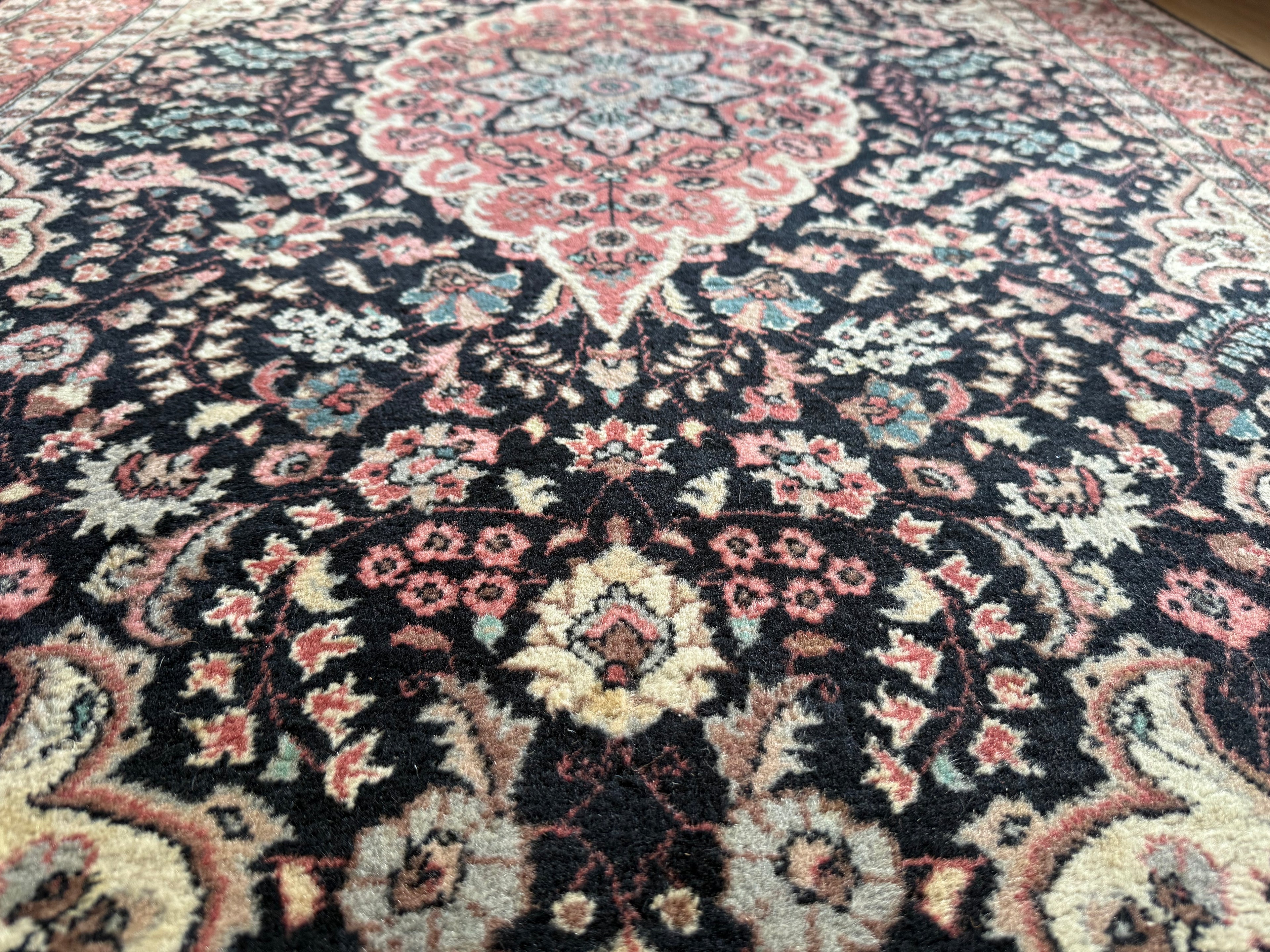 Handgeknoopt vintage tapijt – ca. 193 × 126 cm