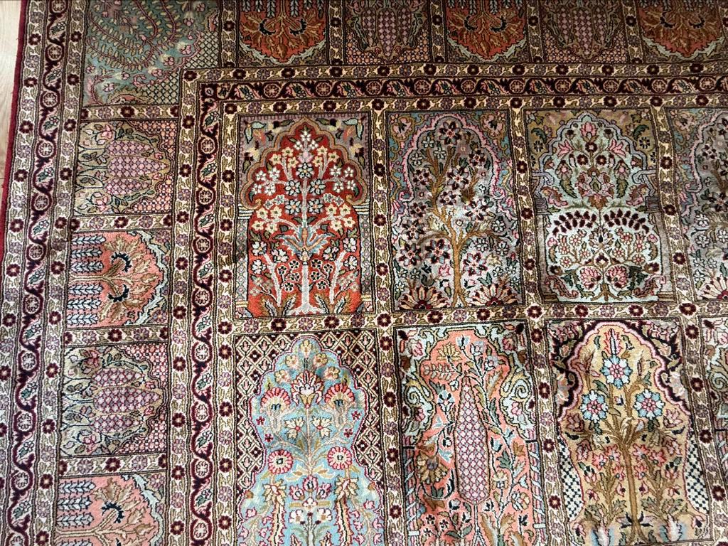 Groot Handgeknoopt Kashmir tapijt van zijde 375 x 275 cm