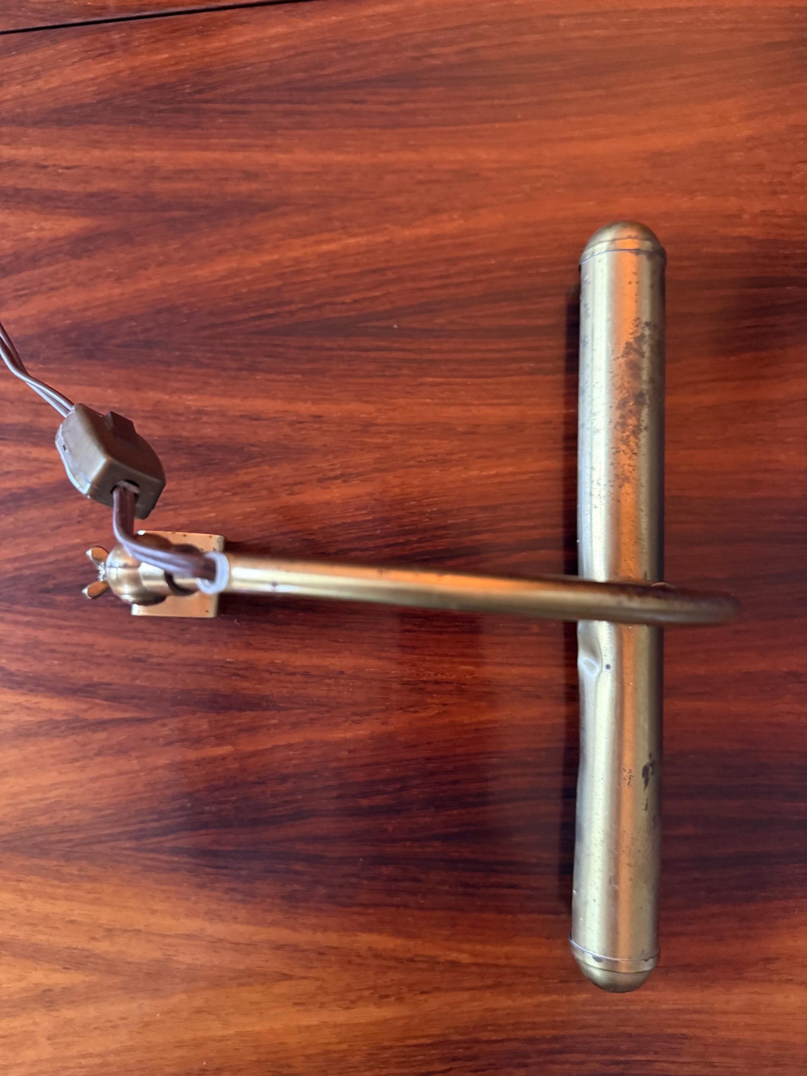 Vintage brass picture lamp – mid-century gallery and painting light, 33 cm