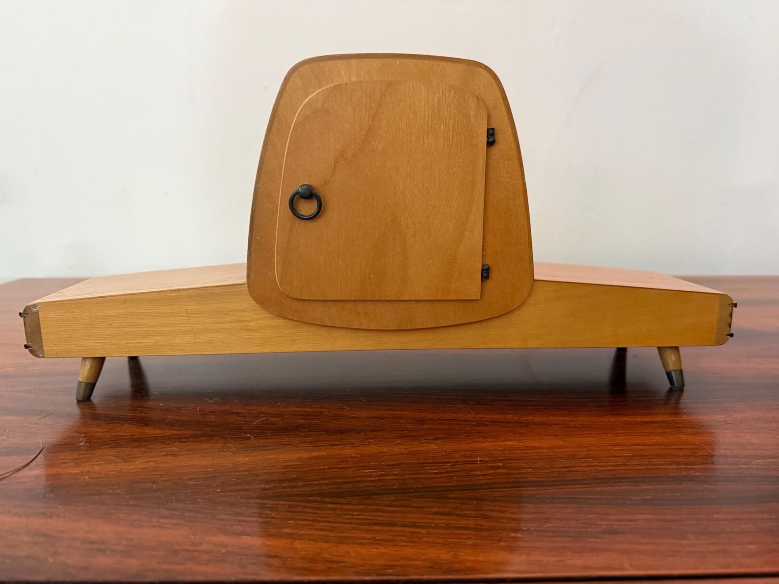 German pendulum clock from the middle of the century by Hermle – mechanical 8-day wooden clock, circa 1950