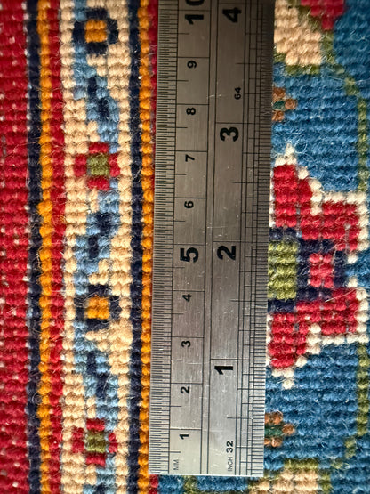 Hand-knotted classic medallion carpet – 295 × 200 cm
