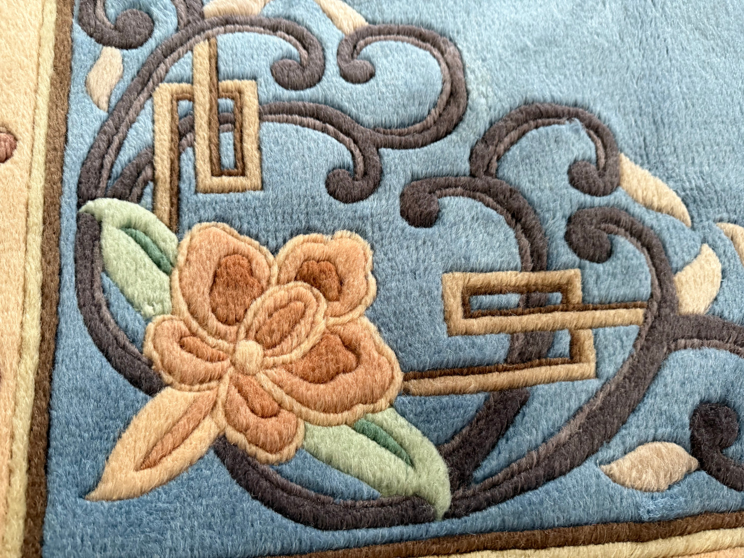 Soft Blue Chinees Deco Rug – 330 × 213 cm