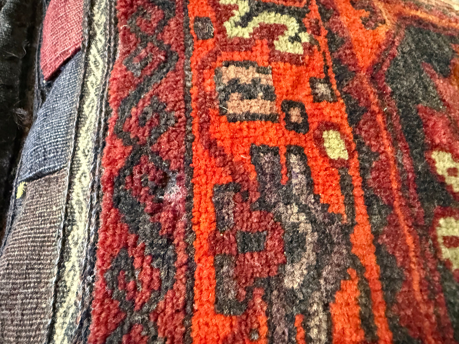Vintage nomadic floor cushion made of hand-knotted wool, one of a kind