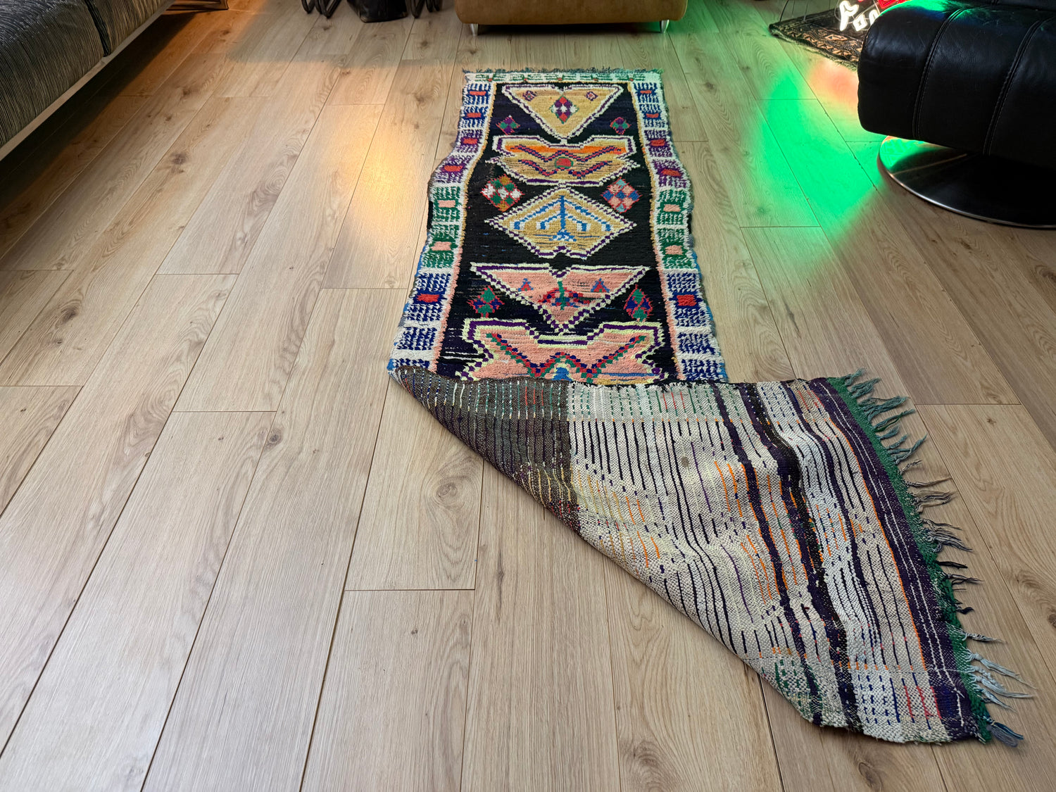 Handgeweven Berber loper uit Marokko – ca. 253 × 70 cm