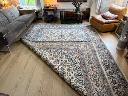 Handgeknoopt vintage Nain stijl tapijt – ca. 355 × 248 cm