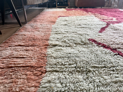 Vintage hand-knotted Moroccan rug – 291 × 203 cm