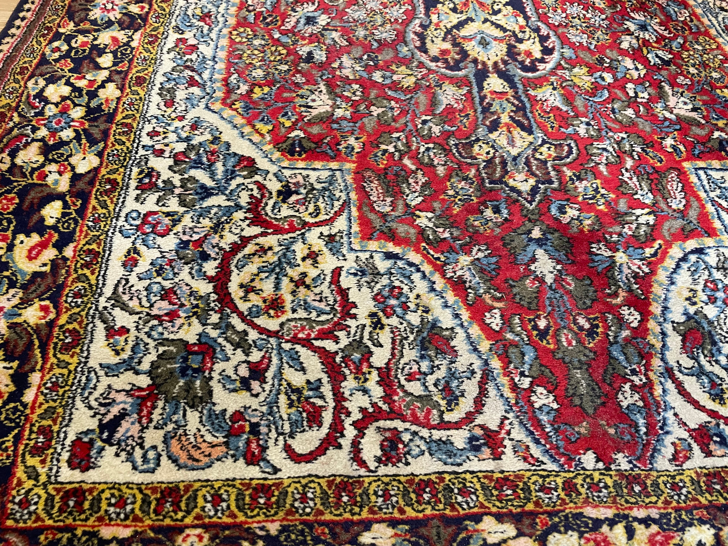 Handgeknoopt Oosters tapijt – ca. 256 × 139 cm