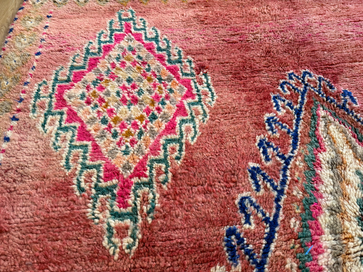 Handgeknoopt vintage Marokkaans tapijt – ca. 370 × 204 cm