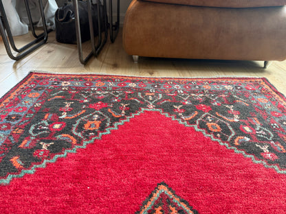 Vintage handgeknoopt wollen tapijt – 197 × 108 cm