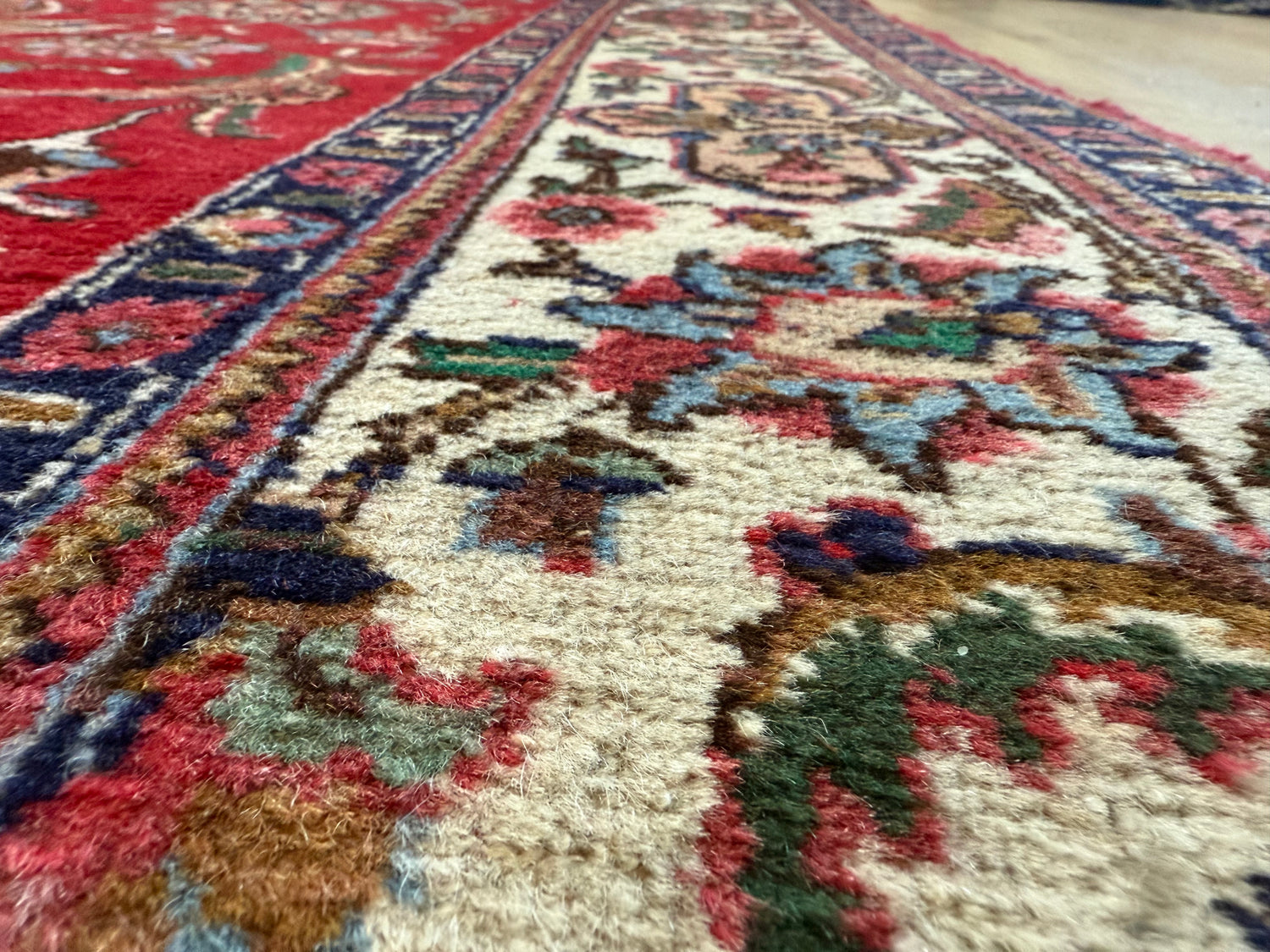 Vintage handgeknoopt vloerkleed – klassieke florale stijl – ca. 320 × 207 cm