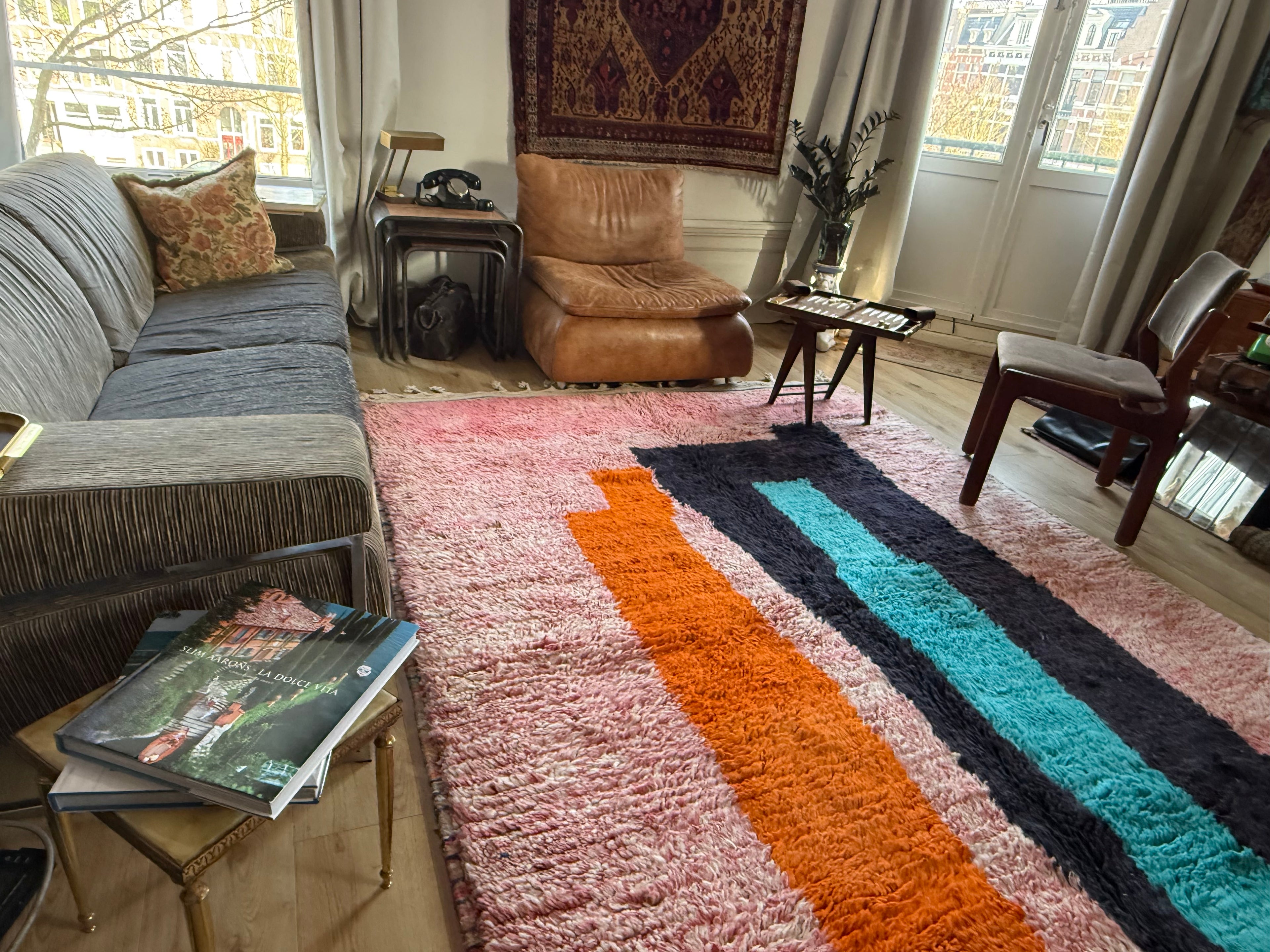 Tapete Vintage de Design Pós-Moderno – Feito à Mão no Marrocos – 320 × 201 cm