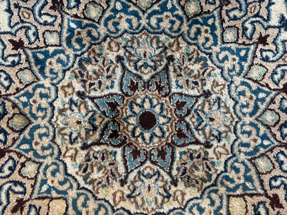 Hand-knotted vintage oriental Nain rug – approx. 245 × 345 cm
