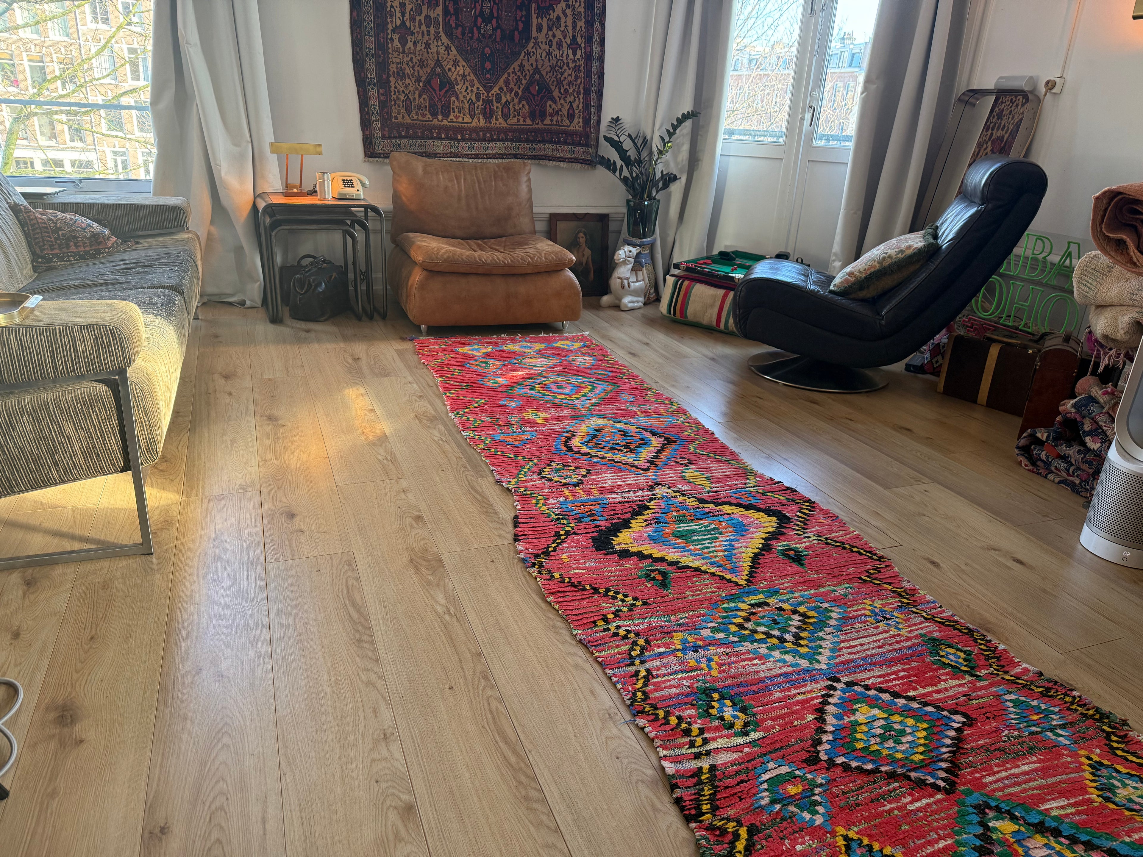 Handgeweven vintage loper met levend ritme 334 × ca. 92 cm (organisch variërend)