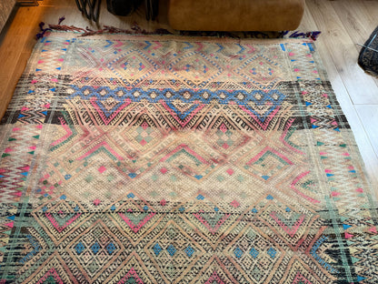 Vintage Berber tapijt in zachte pasteltinten – 362 × 180 cm