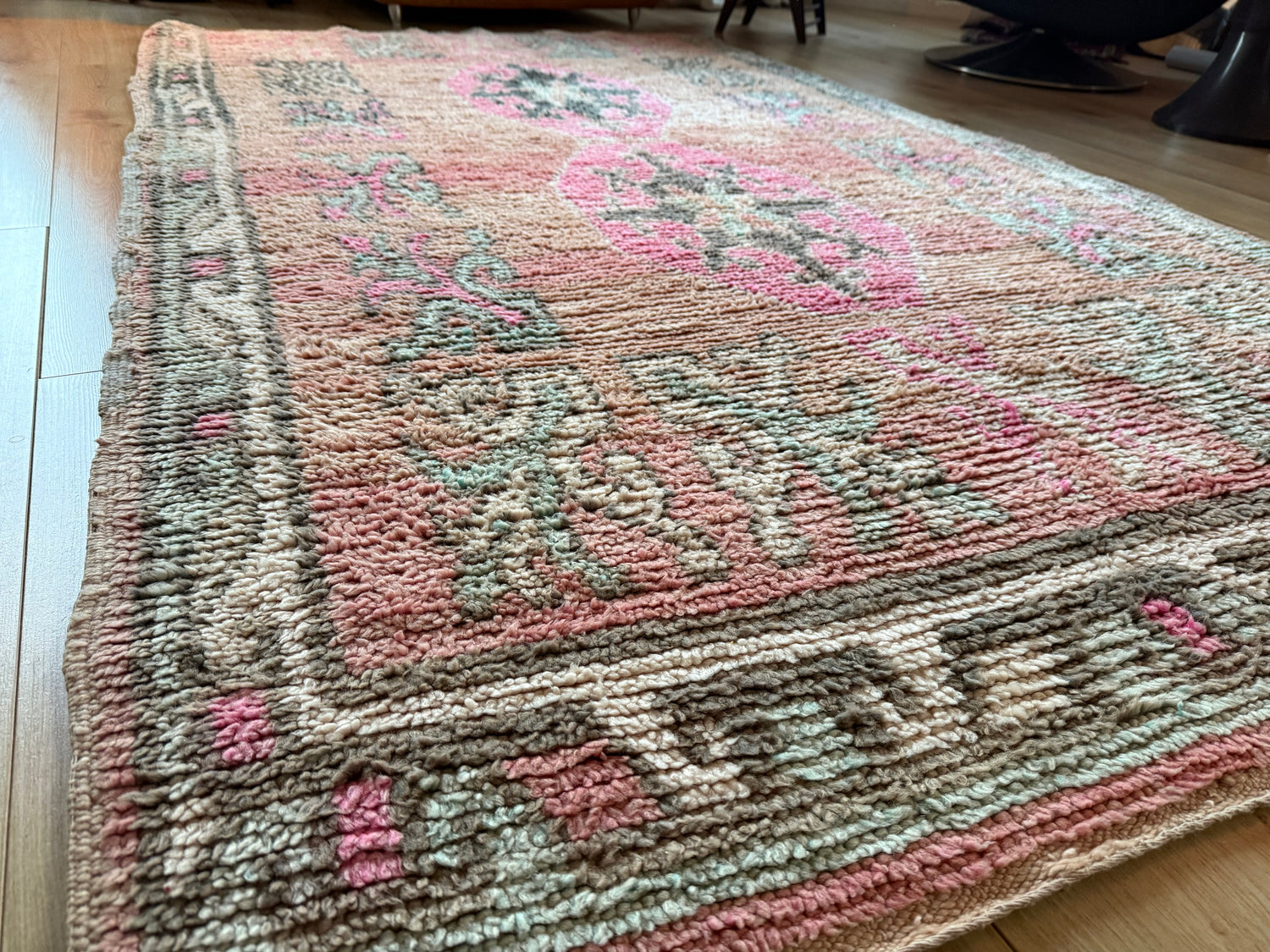 Vintage Marokkaans tapijt – 243 × 148 cm