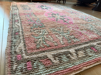 Vintage Marokkaans tapijt – 243 × 148 cm