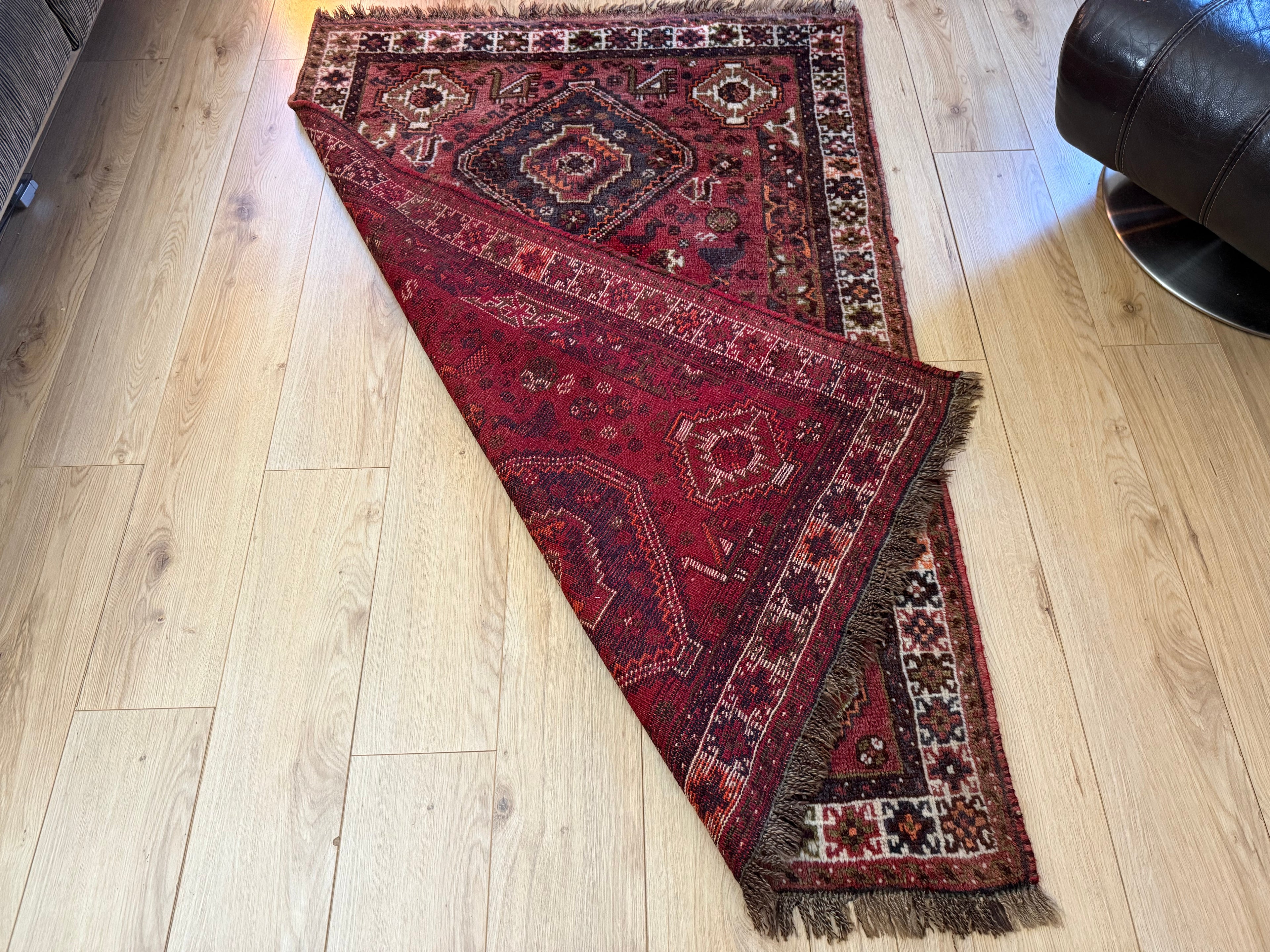 Handgeknoopt vintage oosters tapijt – 182 × 120 cm