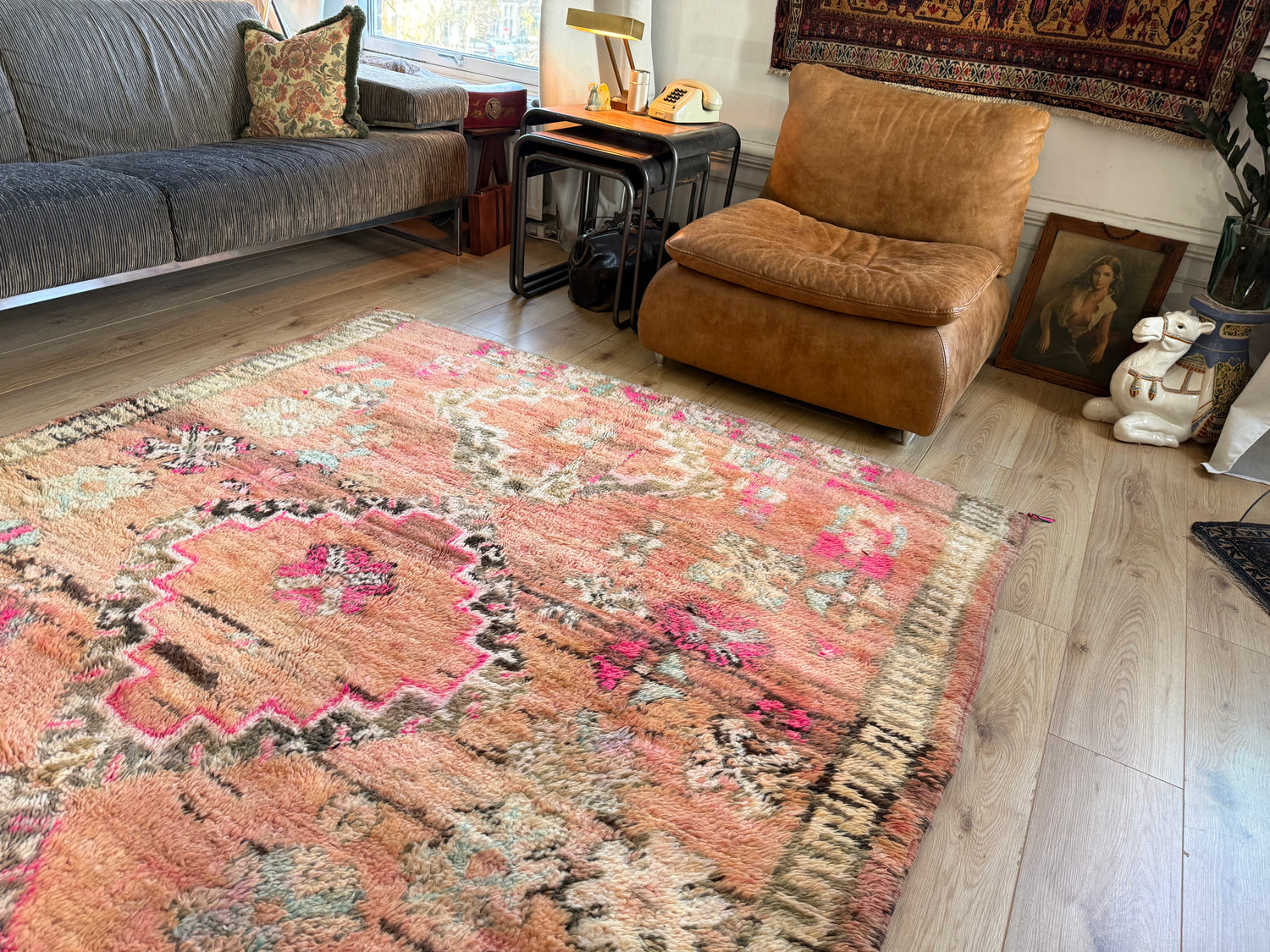 Vintage handgeknoopt tapijt – warm pastel &amp; roze – ca. 303 × 182 cm