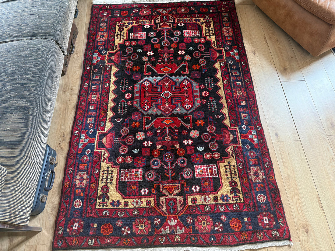 Handgeknoopt vintage tapijt – ca. 209 × 133 cm