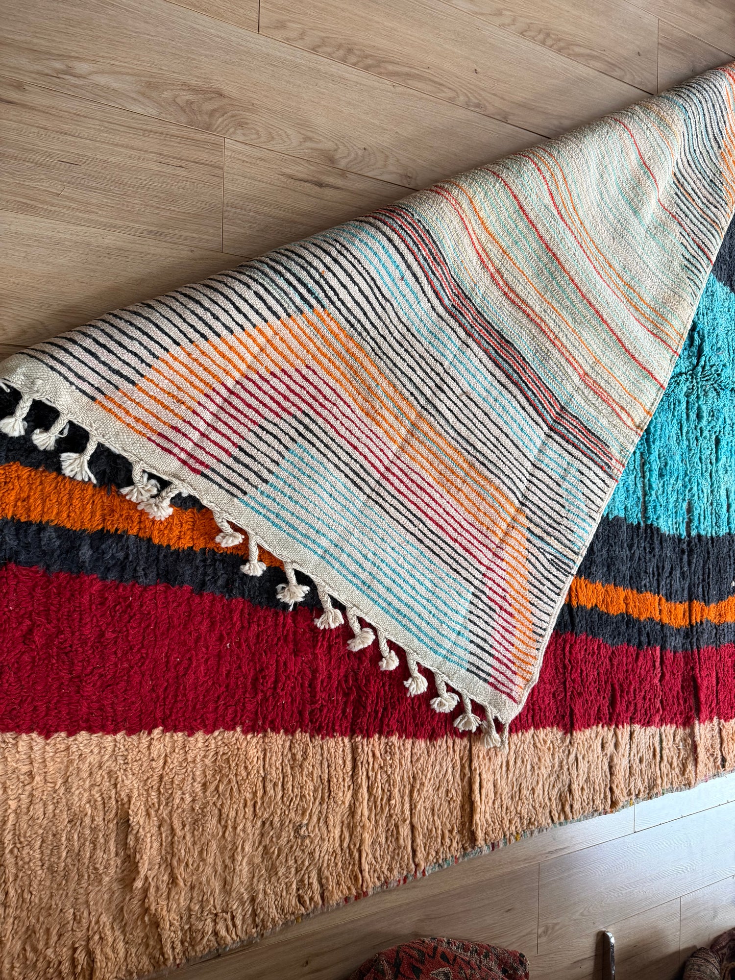 Vintage Moroccan Postmodern Rug 1980s Abstract Design – 332 × 205 cm