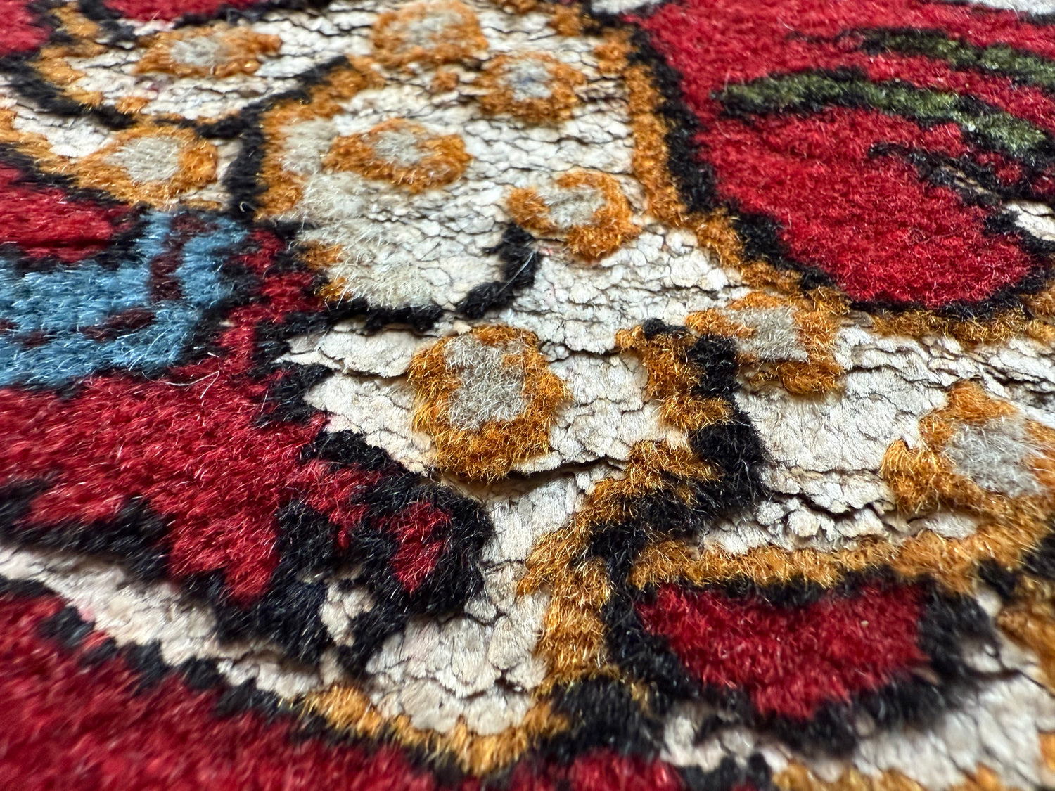 Vintage handgeknoopt wollen tapijt met vogels en gazellen – ca. 222 × 140 cm