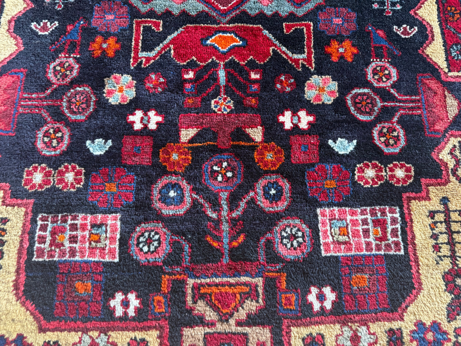 Handgeknoopt vintage tapijt – ca. 209 × 133 cm