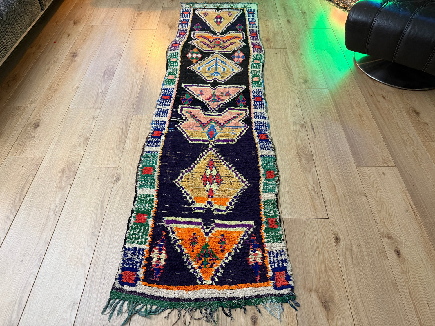 Handgeweven Berber loper uit Marokko – ca. 253 × 70 cm