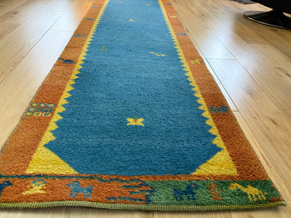 Vintage handgeknoopte loper – blauw &amp; oker – ca. 302 × 77,5 cm