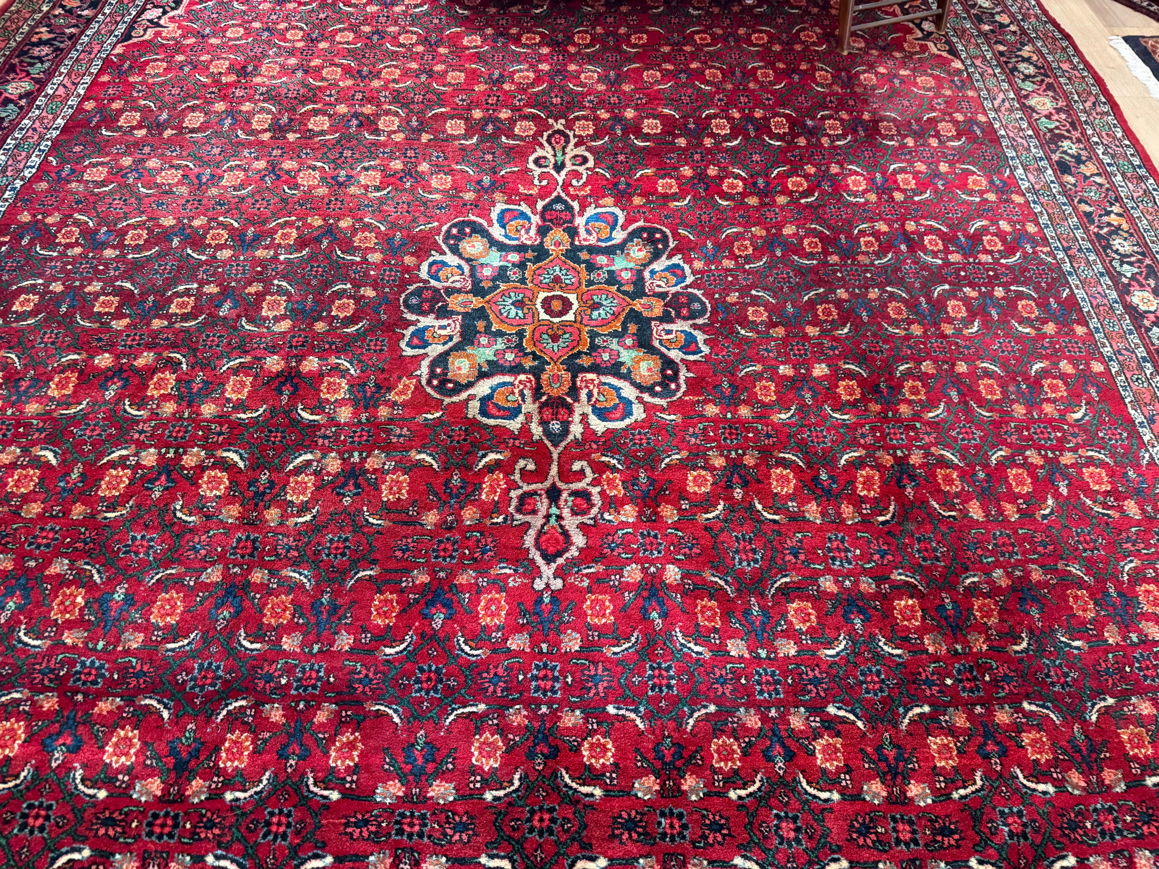 Grande tappeto persiano vintage Hosseinabad – 356 × 242 cm, risalente circa al 1960