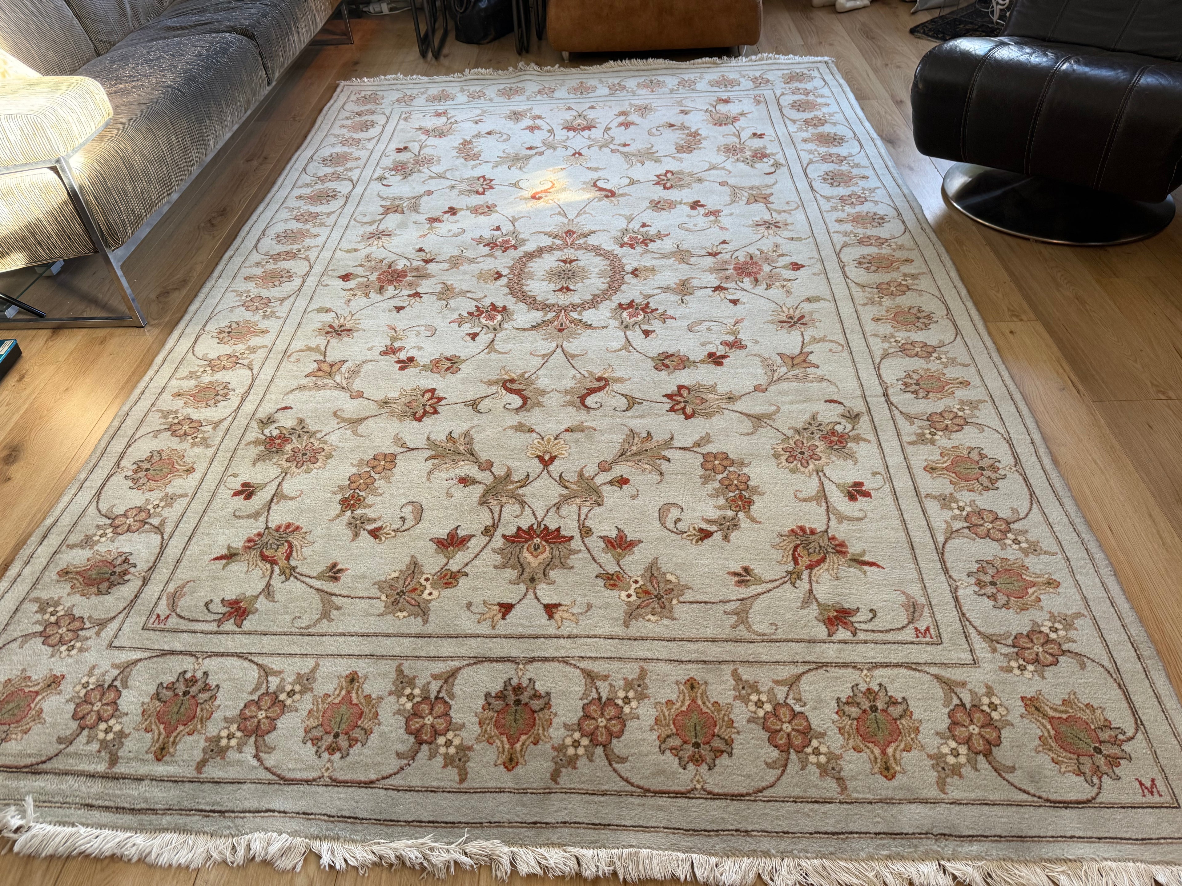 Authentiek handgeknoopt tapijt – licht pastel &amp; florale elegantie – ca. 305 × 197 cm