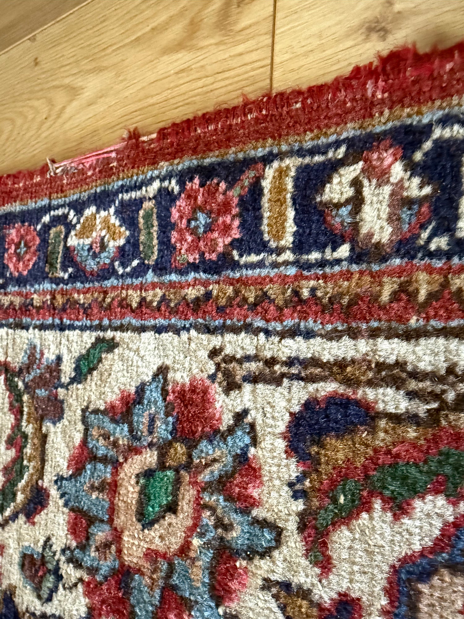 Vintage handgeknoopt vloerkleed – klassieke florale stijl – ca. 320 × 207 cm