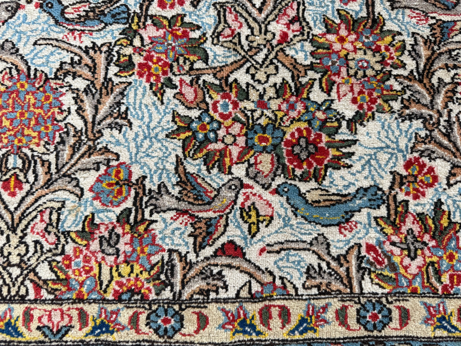 Hand-knotted vintage carpet in Ghom style – 212 × 138 cm