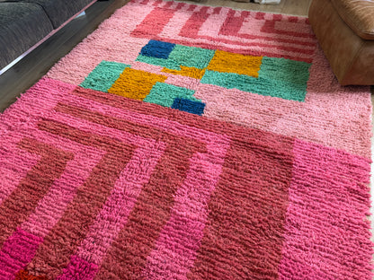 Marokkaans tapijt in roze en fuchsia – 302 × 204 cm