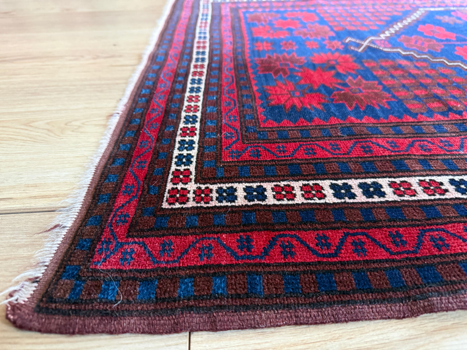 Hand-knotted tribal vintage carpet – Baluch – Indigo &amp; star medallion – ca. 1920–1935 size: 177 × 108 cm