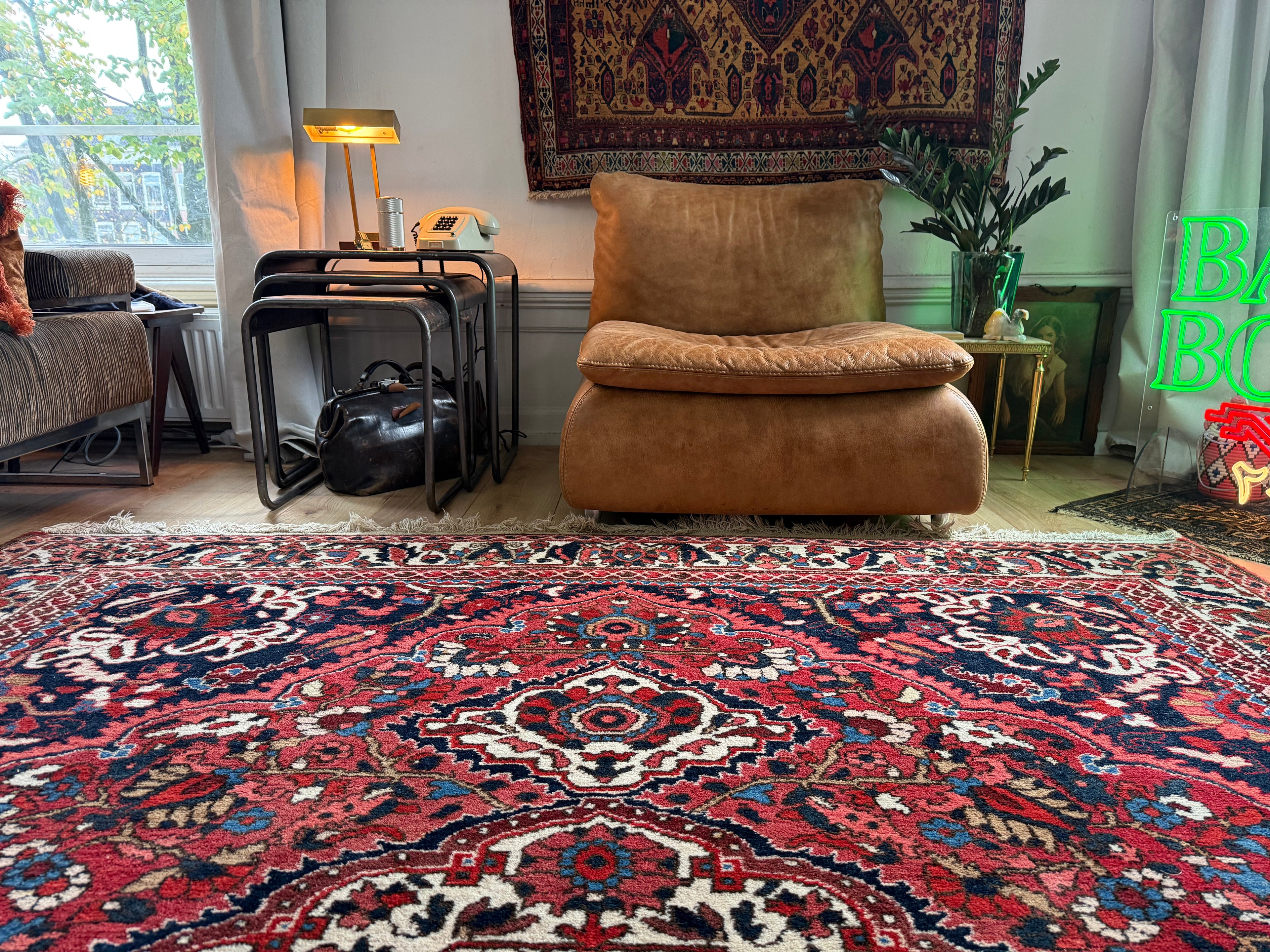 Vintage handgeknoopt Oosters tapijt met medaillon – ca. 318 × 226 cm