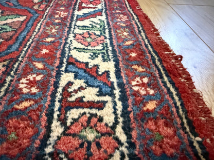 Sleets Vintage handgeknoopt oosters tapijt – 193 × 104 cm