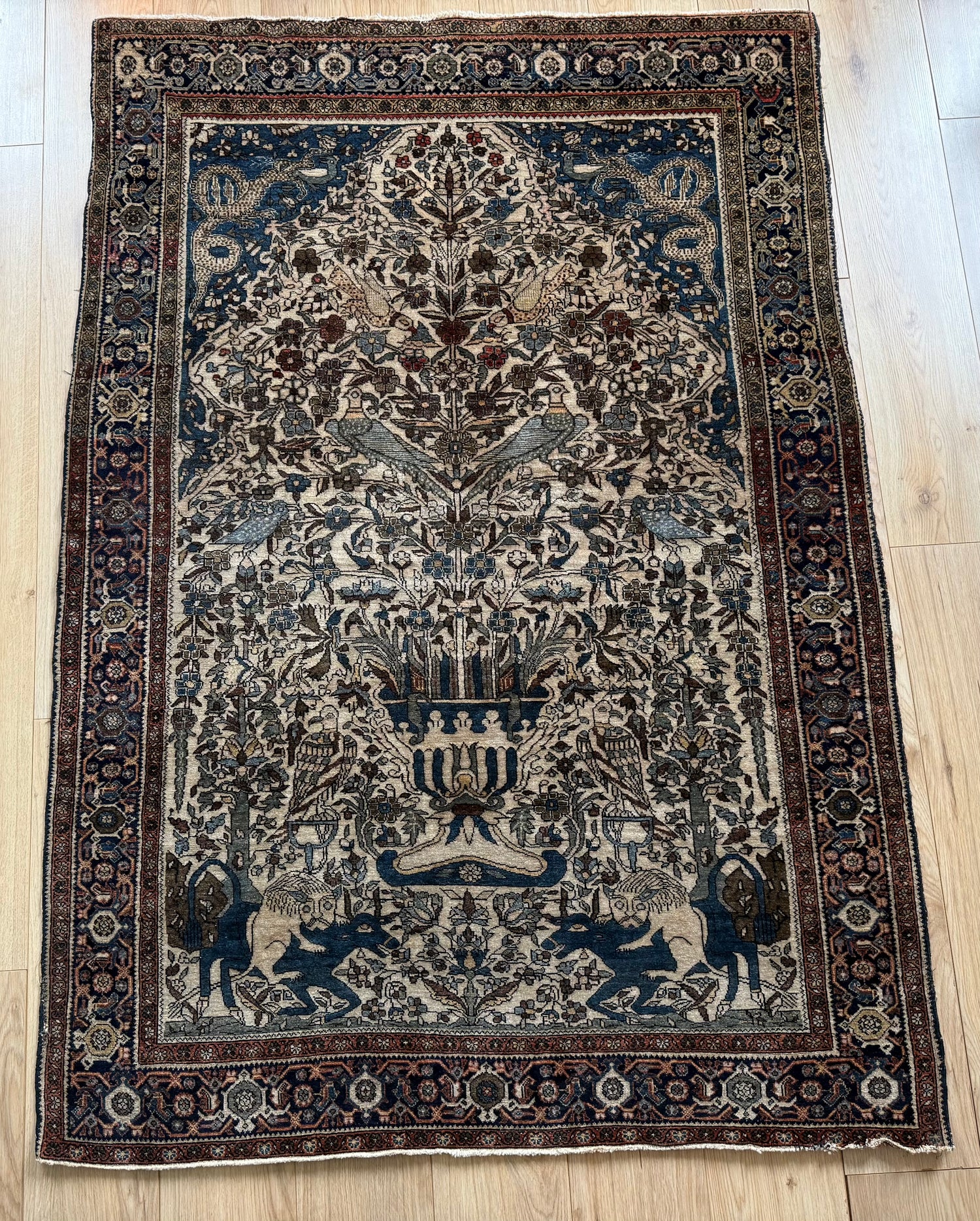 Early 20th-century figurative carpet – Qom tradition – 188 × 132 cm