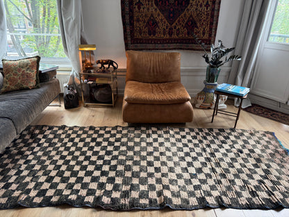 Handgeknoopt vintage Marokkaans checkerboard tapijt – 297 × 114 cm