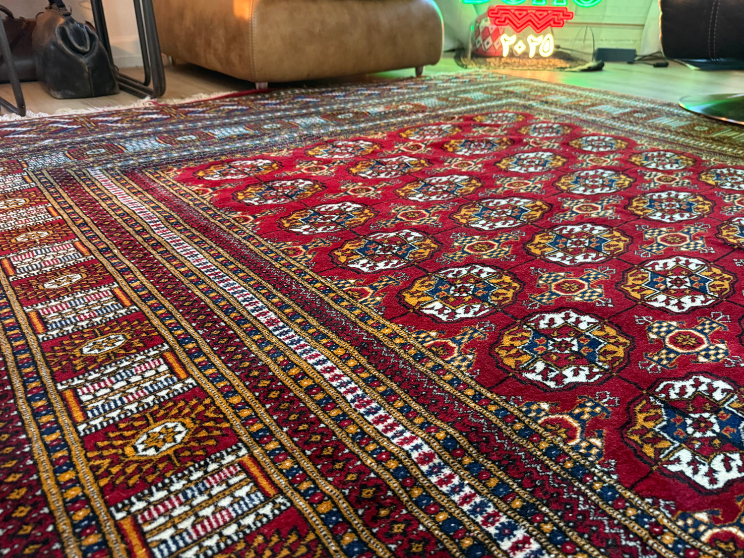 Handgeknoopt Bokhara tapijt – ca. 320 × 223 cm